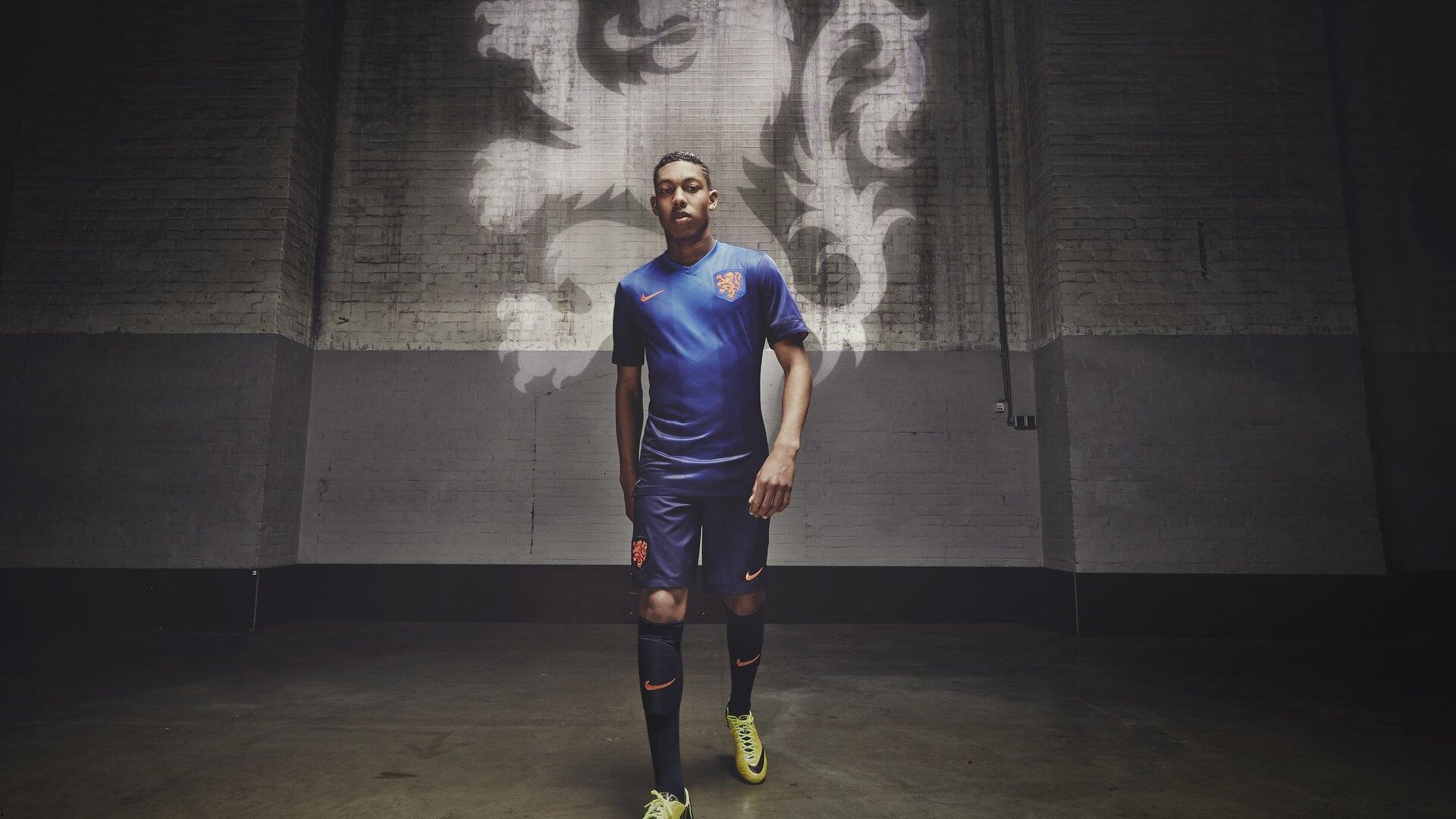 弗赖堡瞄准日本新星铃木唯人 转会费预计达800万欧